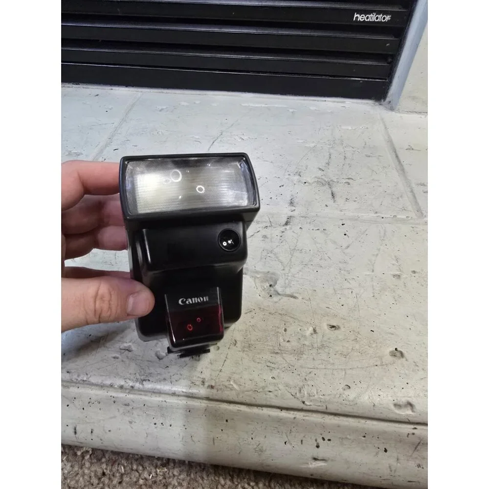 Canon Speedlite 300EZ Shoe Mount Flash for Canon used untested